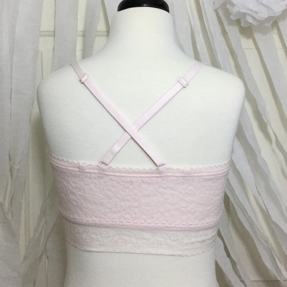 π£ Lace Bra π£ - Picture 2 of 8
